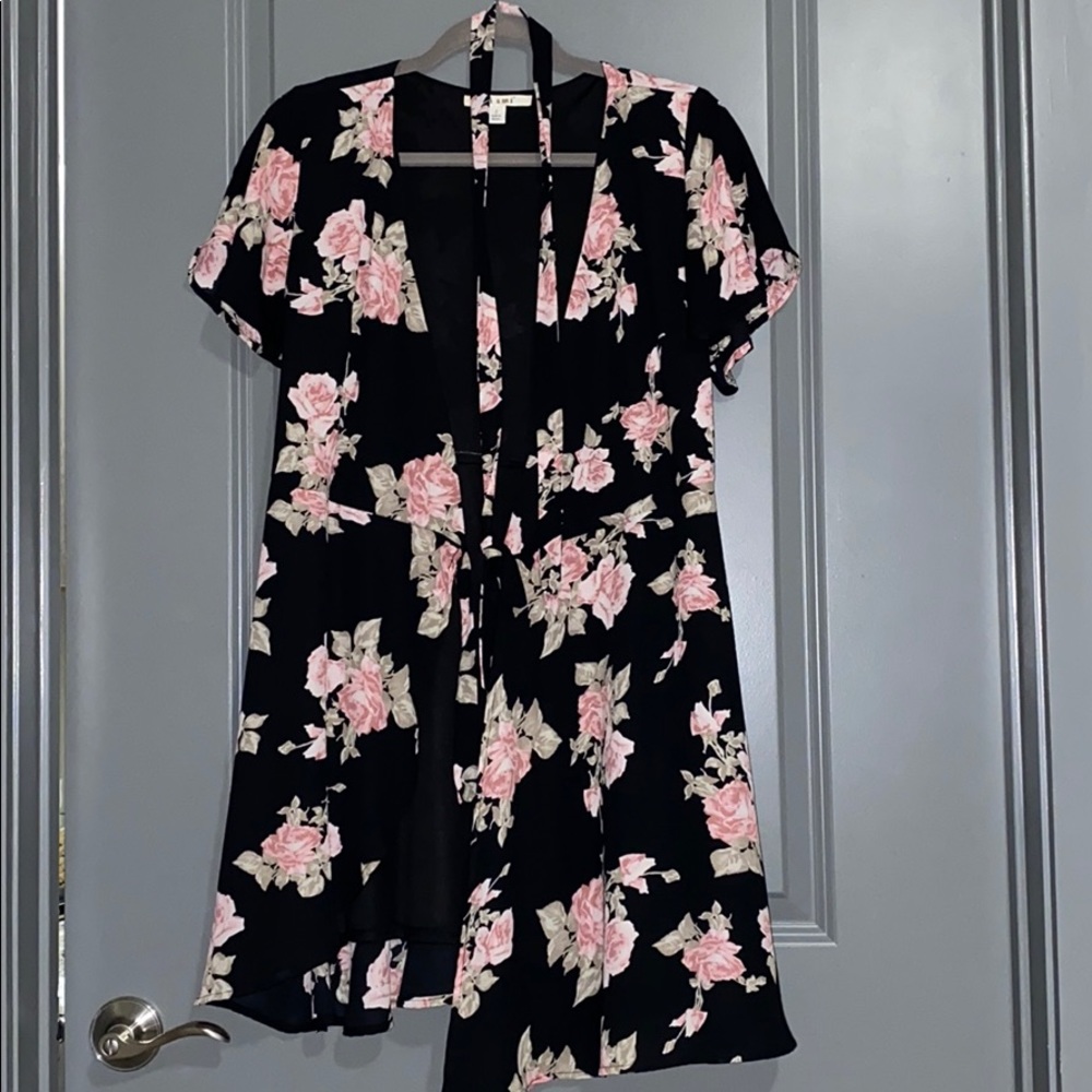 Black and pick floral wrap dress